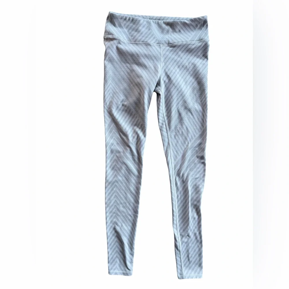 ALO Yoga Santa Fe White Striped Leggings